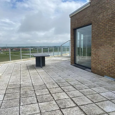 Den Oever V 903 With Beautiful Sea Views *