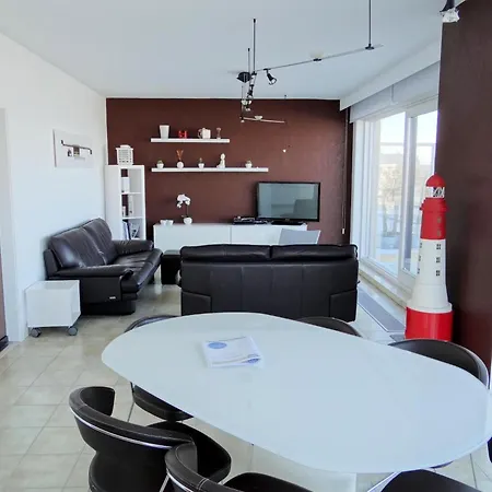 Penthouse In With Sea Views